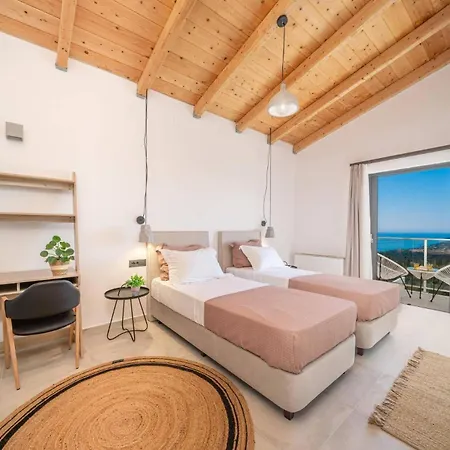 Lavender By ヴィラ *